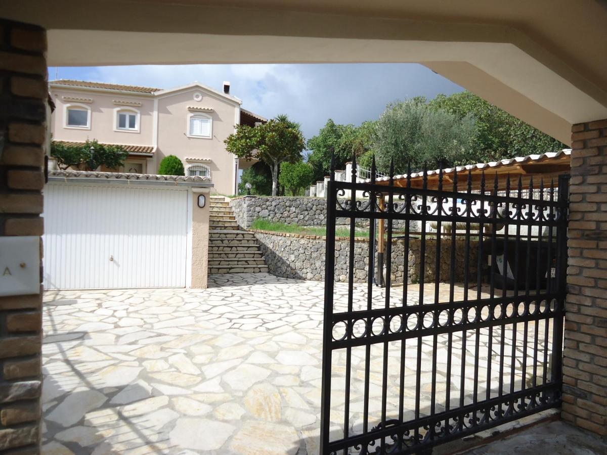ליאפאדס Villa Marina מראה חיצוני תמונה